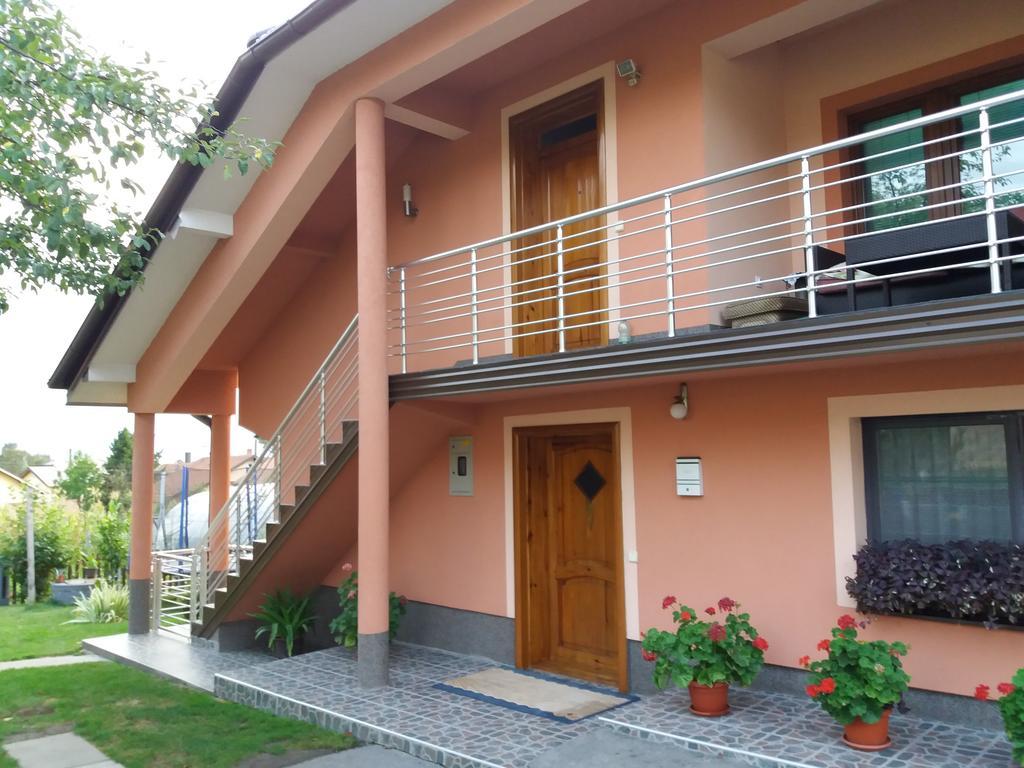 Guest House Ahmo Halilcevic Dubrave Gornje Zewnętrze zdjęcie